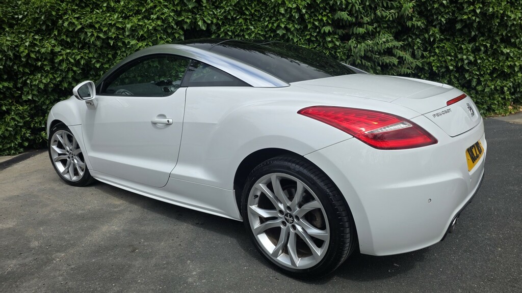 Peugeot RCZ 2.0 Hdi Gt 163Bhp White #3