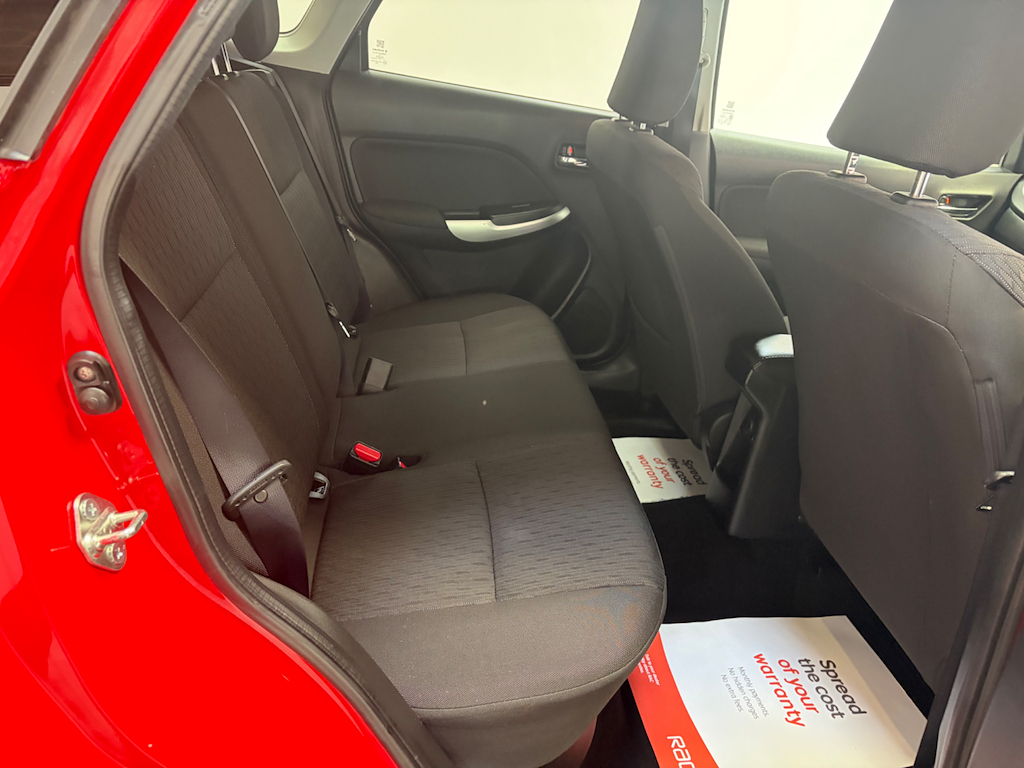 Suzuki Baleno White #14