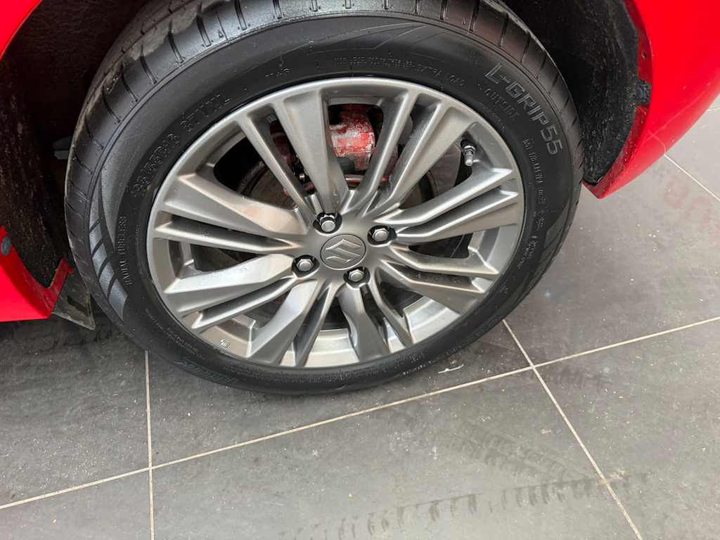 Suzuki Baleno White #17