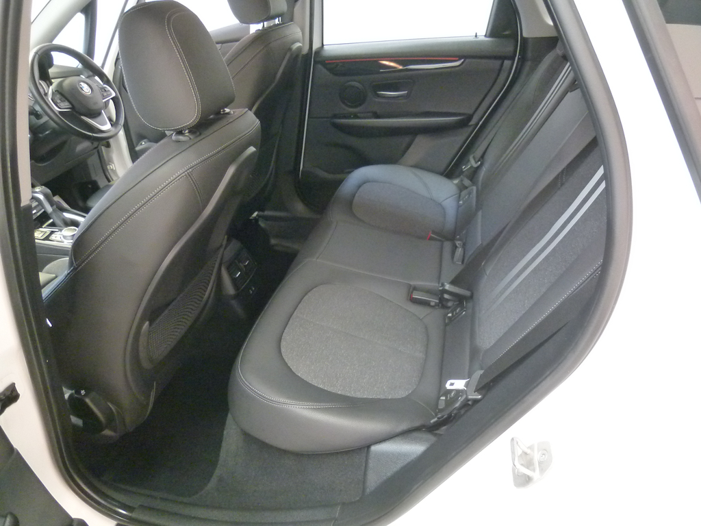 BMW 2 Series Active Tourer 218D Se Black #18
