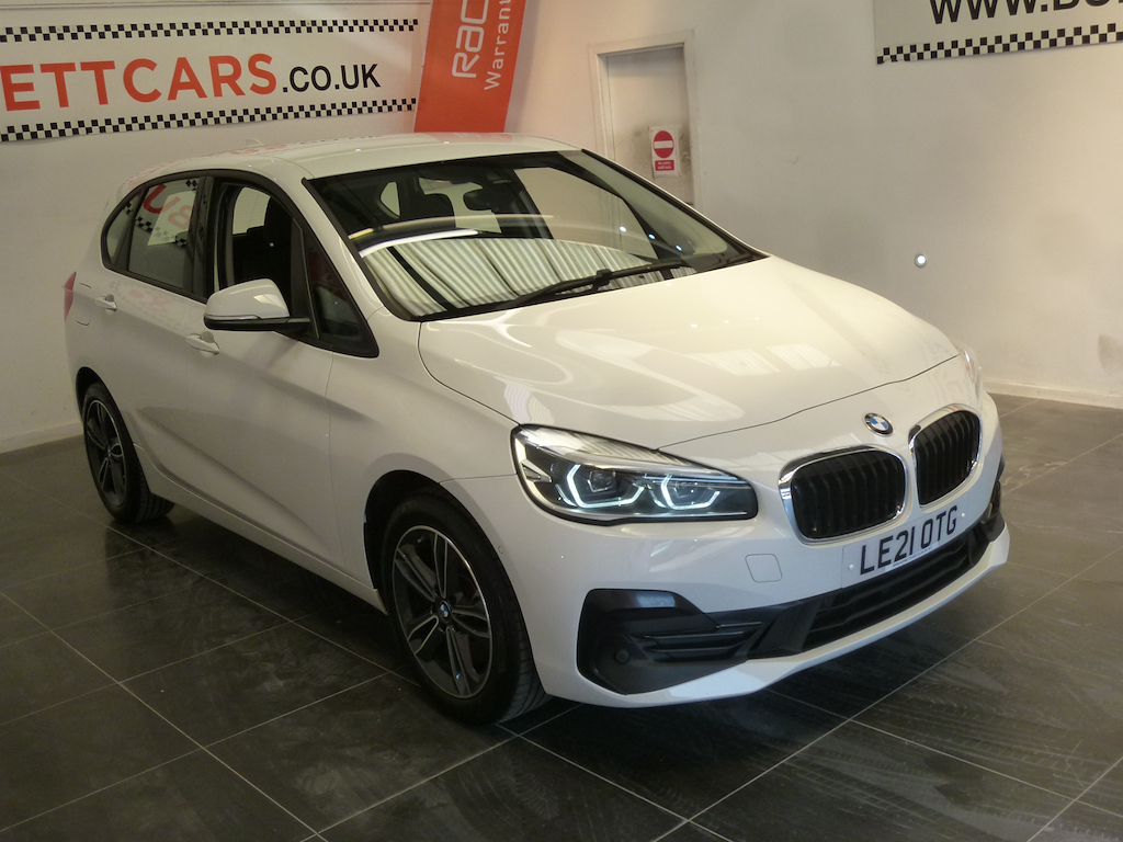 BMW 2 Series Active Tourer Sport Active Tourer White #3