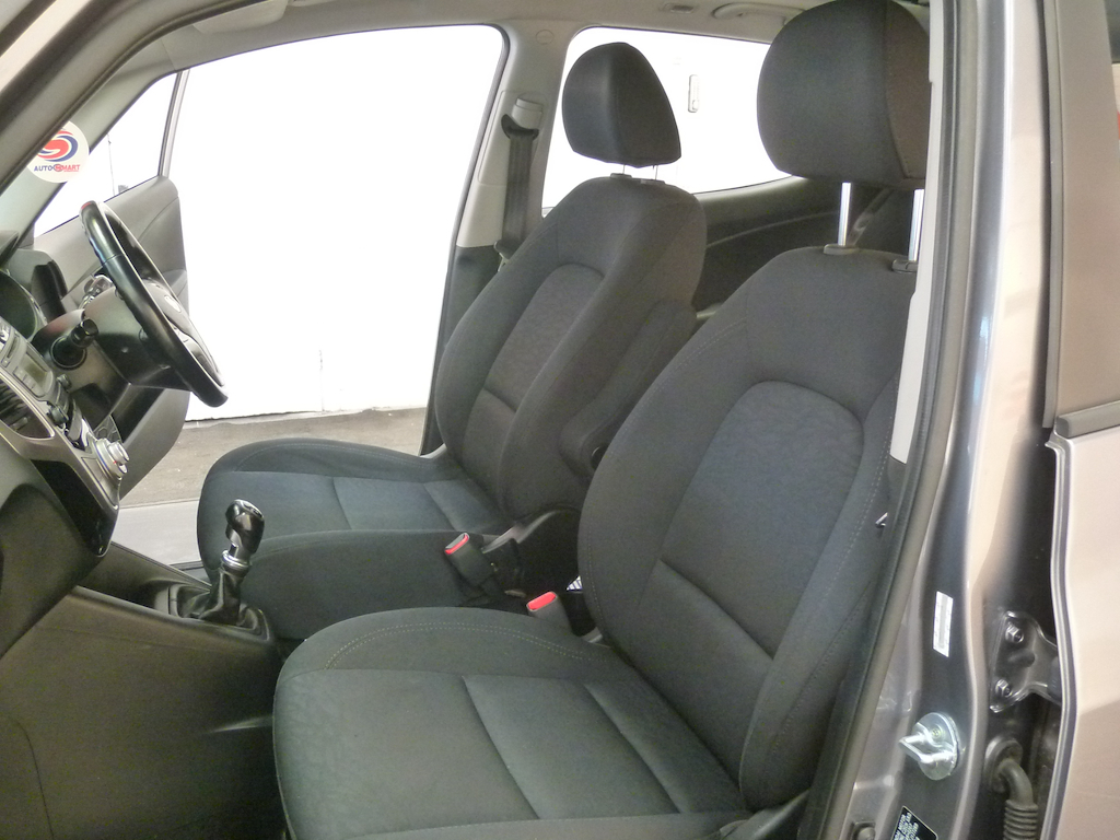 Hyundai Ix20 1.6 Crdi Active Hatchback Blue #16