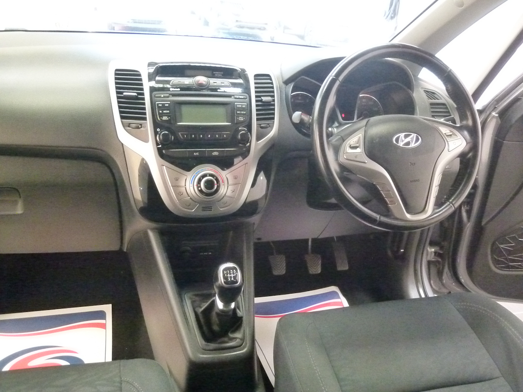 Hyundai Ix20 1.6 Crdi Active Hatchback Blue #17