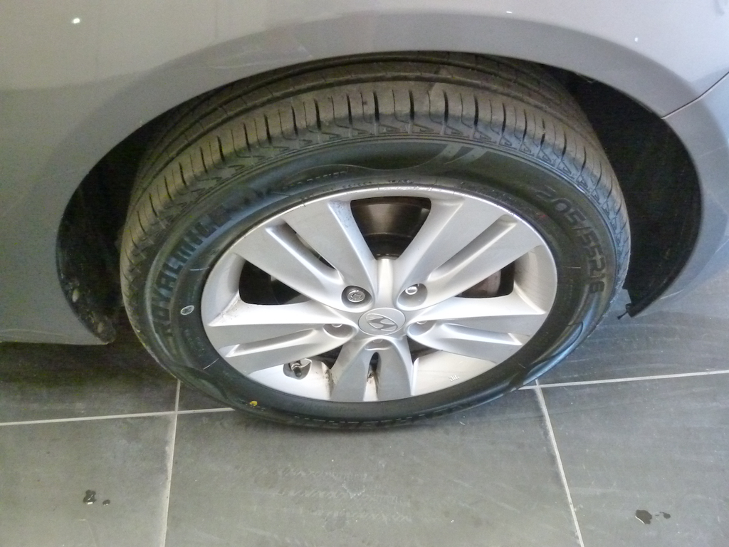 Hyundai Ix20 1.6 Crdi Active Hatchback Blue #13
