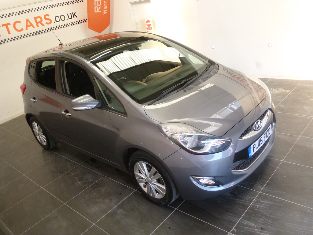 Hyundai Ix20 1.6 Crdi Active Hatchback Blue #22