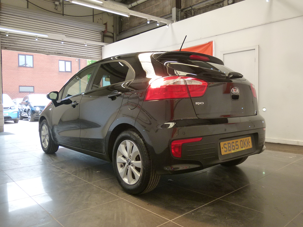 Kia RIO 1.25 Sr7 Black #7