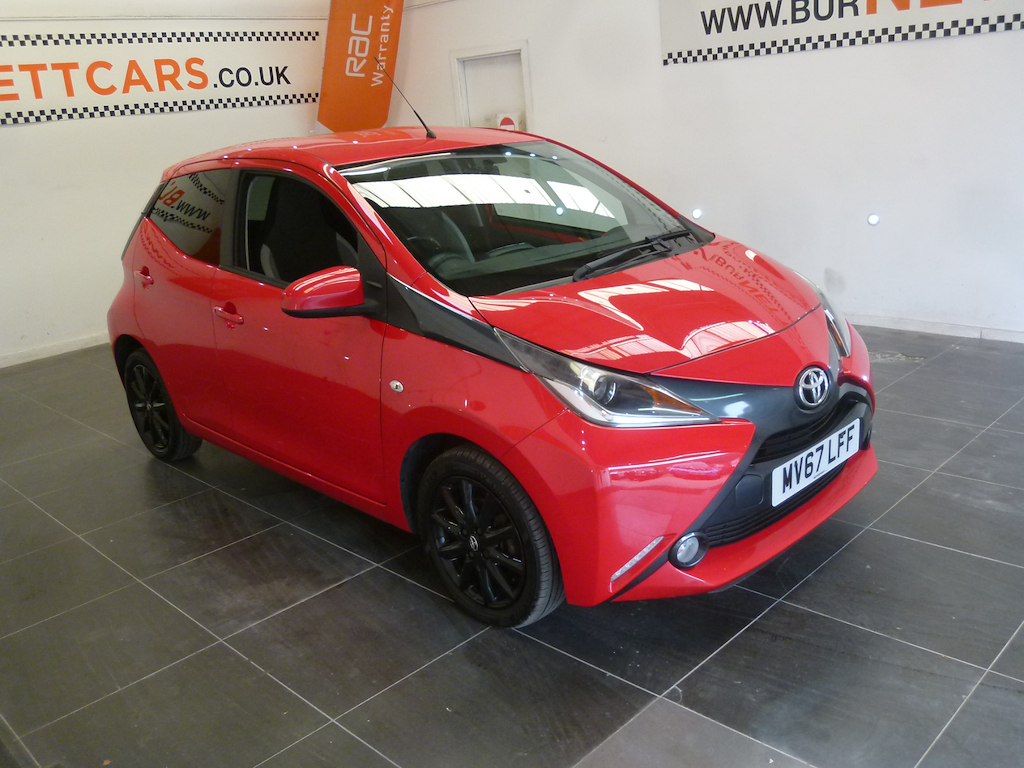 Toyota Aygo Vvt-i X-style Red #3
