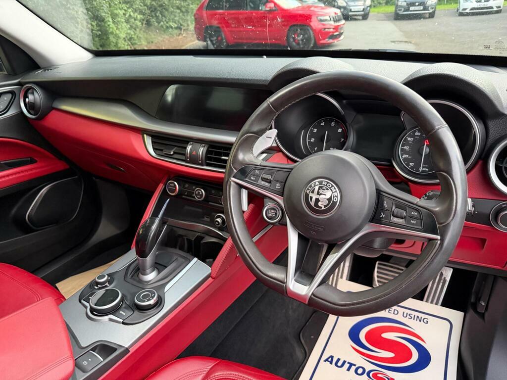 Alfa Romeo Stelvio 2.0T Speciale Q4 Awd Euro 6 S S Red #4