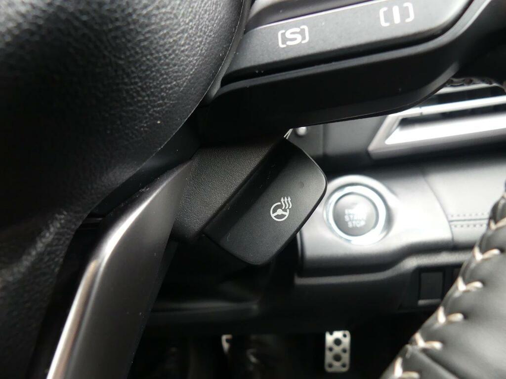 Subaru Outback Subaru Outback 2525 2.5I Touring Estate Lineartro White #3
