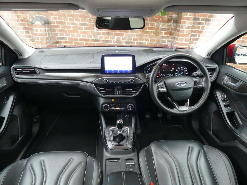 Ford Focus Ford Focus 1919 2.0 Ecoblue Vignale Estate Red #5