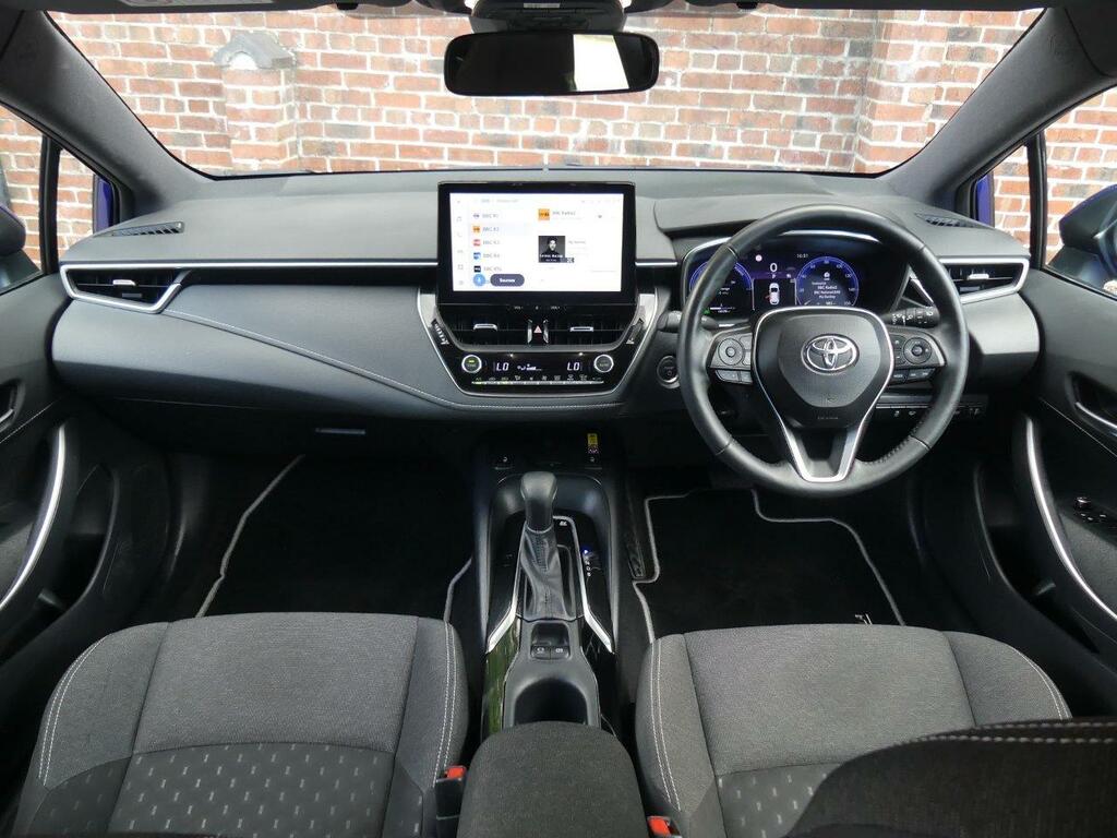 Toyota Corolla 2.0 Hybrid Excel Cvt Blue #31