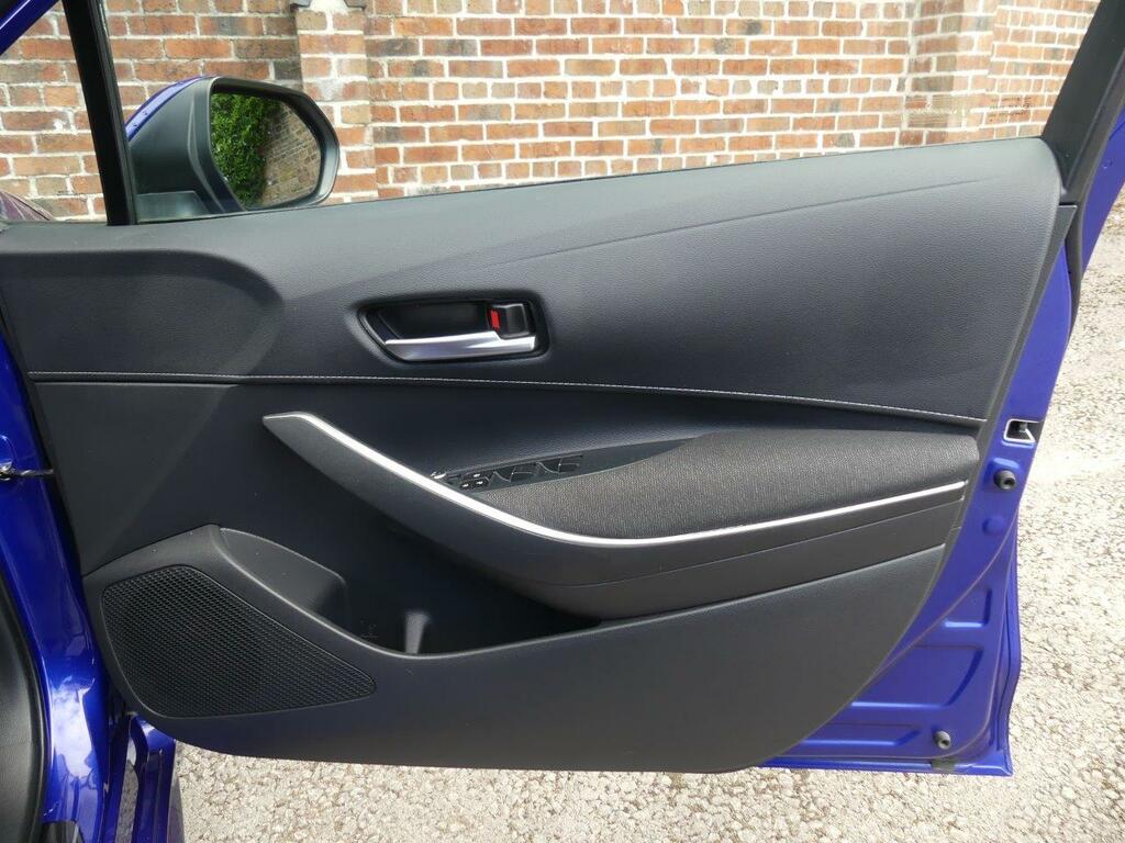 Toyota Corolla 2.0 Hybrid Excel Cvt Blue #19
