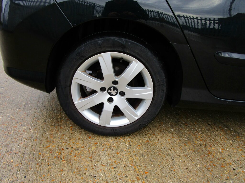 Peugeot 308 E-hdi Active Silver #9