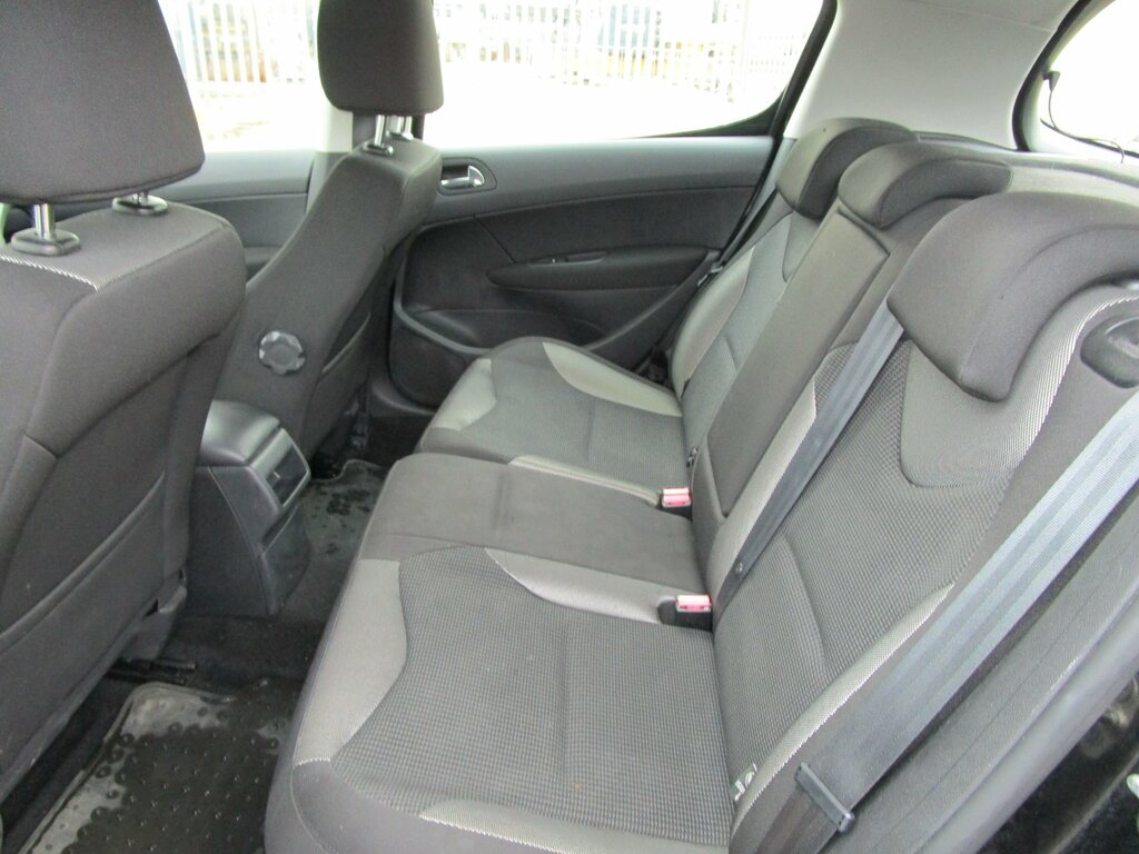 Peugeot 308 E-hdi Active Silver #11