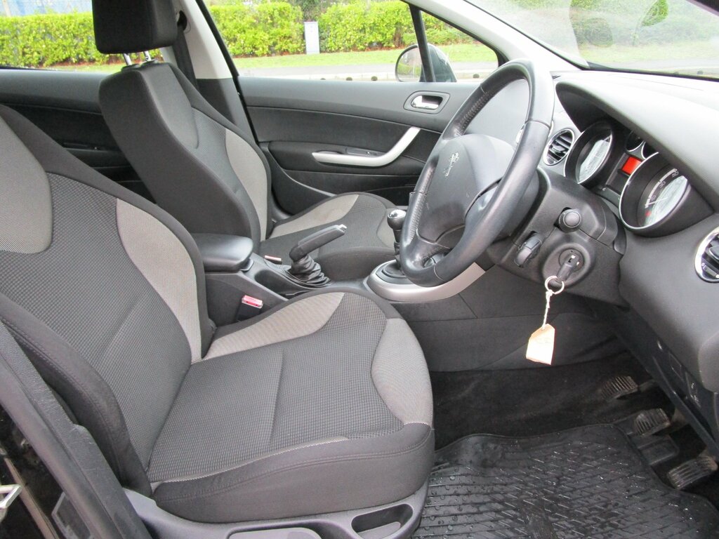 Peugeot 308 E-hdi Active Silver #15