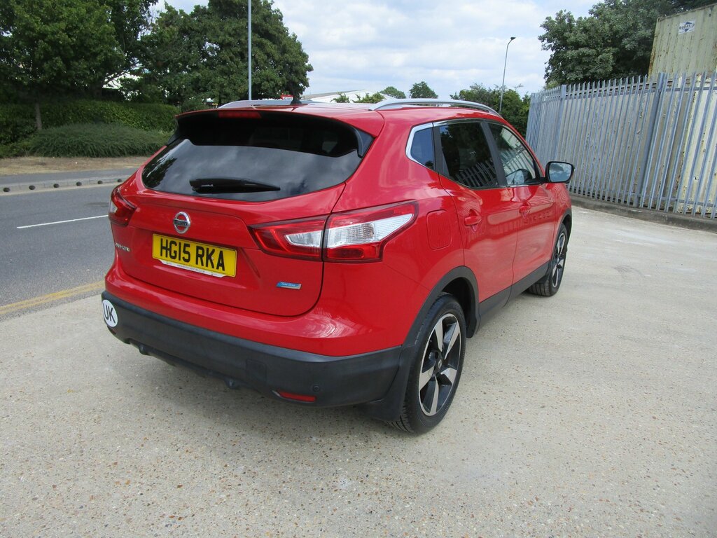 Nissan Qashqai 1.5 Dci N-tec Suv 2Wd Euro 5 S HG15RKA Red #4