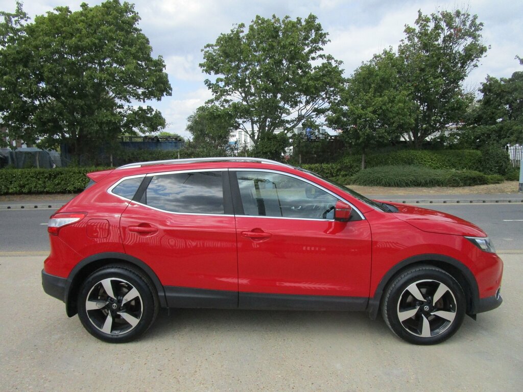 Nissan Qashqai 1.5 Dci N-tec Suv 2Wd Euro 5 S HG15RKA Red #6