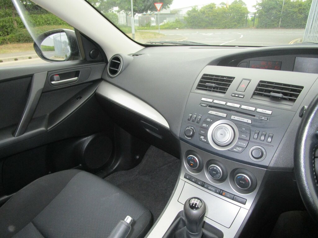 Mazda 3 1.6 Takuya Hatchback Euro 5 105 Silver #15