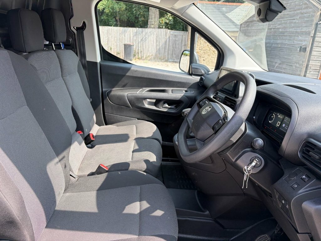 Vauxhall Combo Cargo Xl 1.5 Turbo D 10 White #18