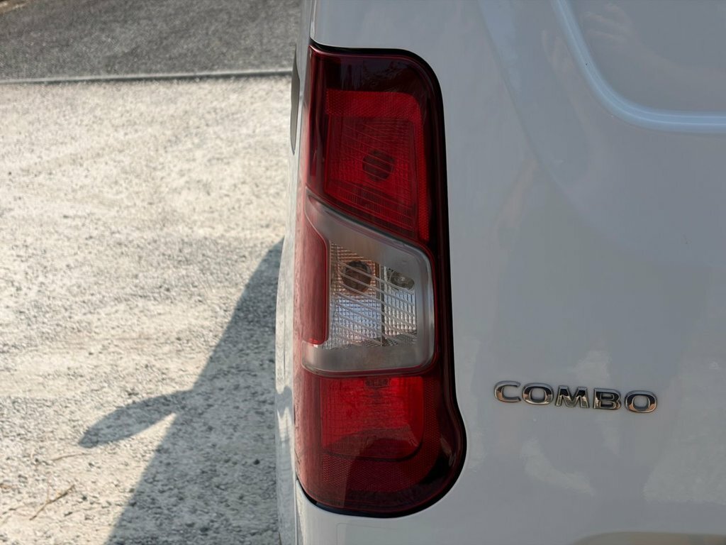Vauxhall Combo Cargo Xl 1.5 Turbo D 10 White #13