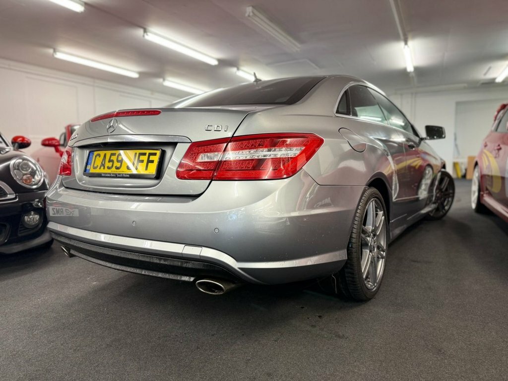 Mercedes-Benz E Class 3L Sport CA59JFF Silver #2
