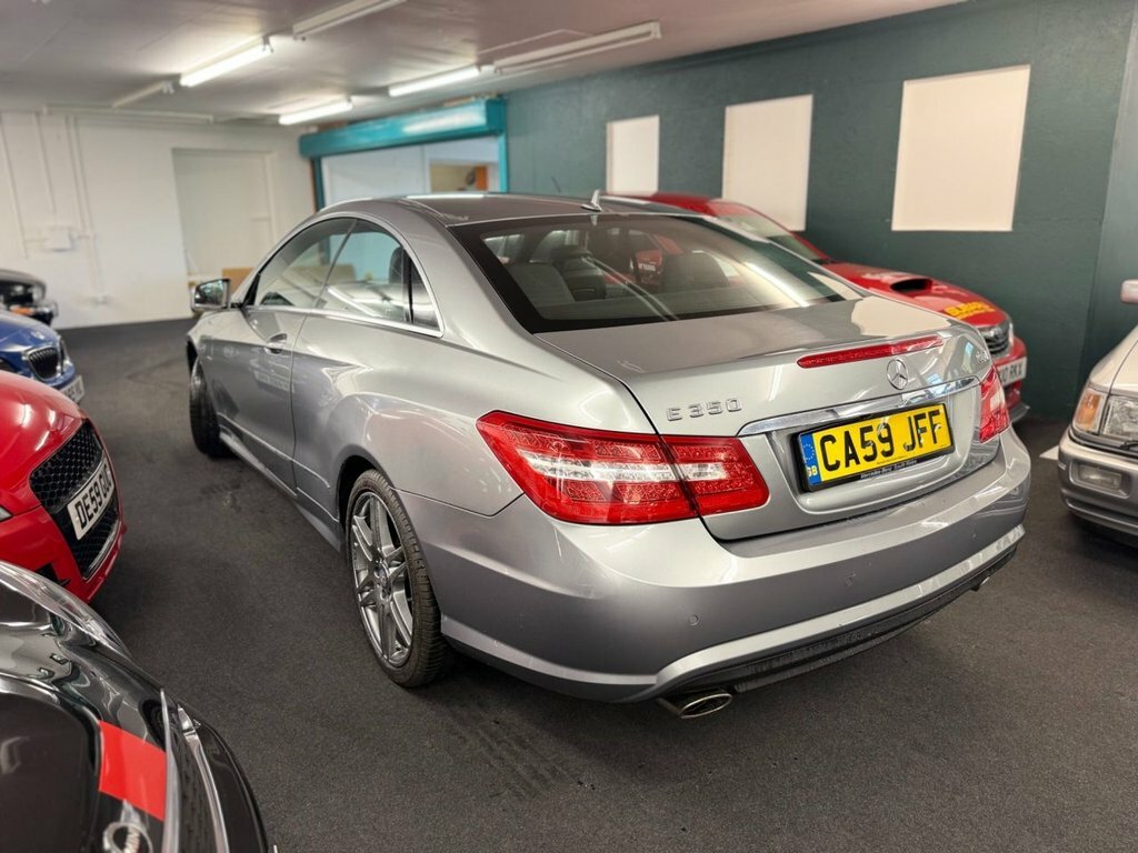 Mercedes-Benz E Class 3L Sport CA59JFF Silver #4