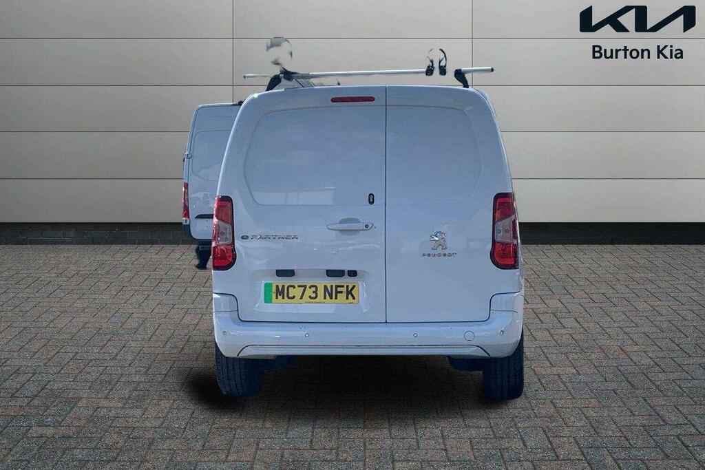 Peugeot E-Partner 800 50Kwh Asphalt Premium Standard Panel Van White #4