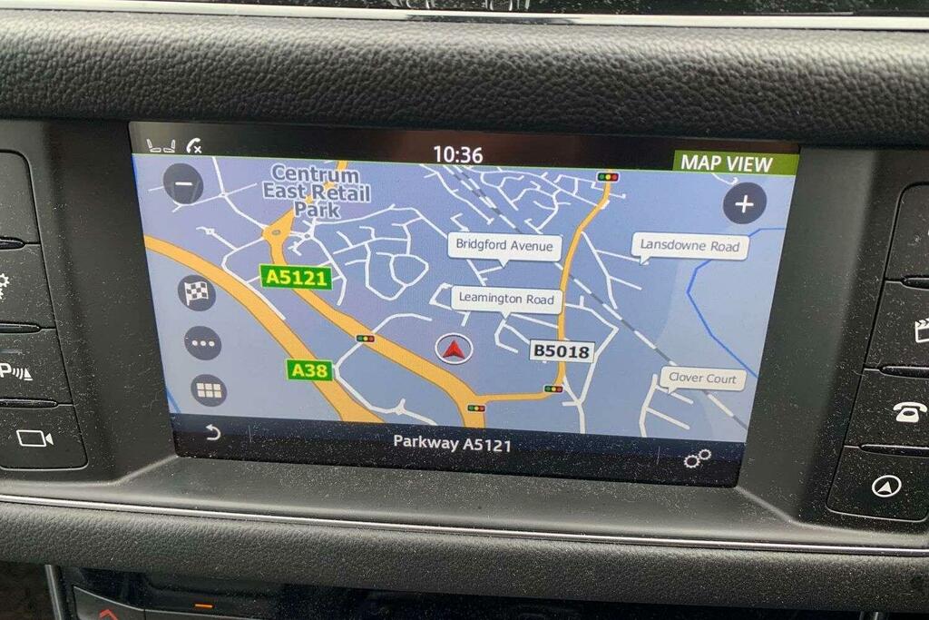 Jaguar XF 2.0D Portfolio Saloon Euro 6 S S White #11