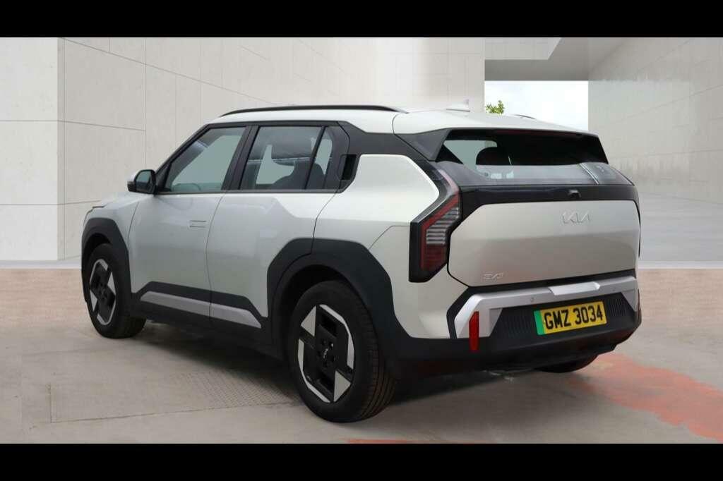 Kia EV3 81.4Kwh Air Suv 201 Bhp Silver #3