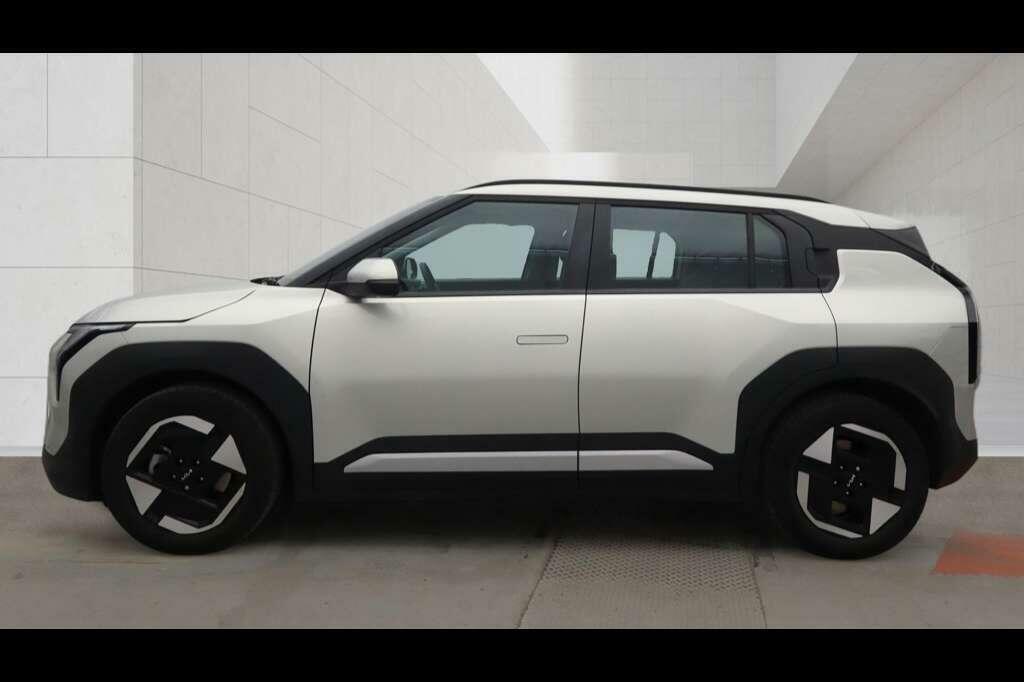 Kia EV3 81.4Kwh Air Suv 201 Bhp Silver #6