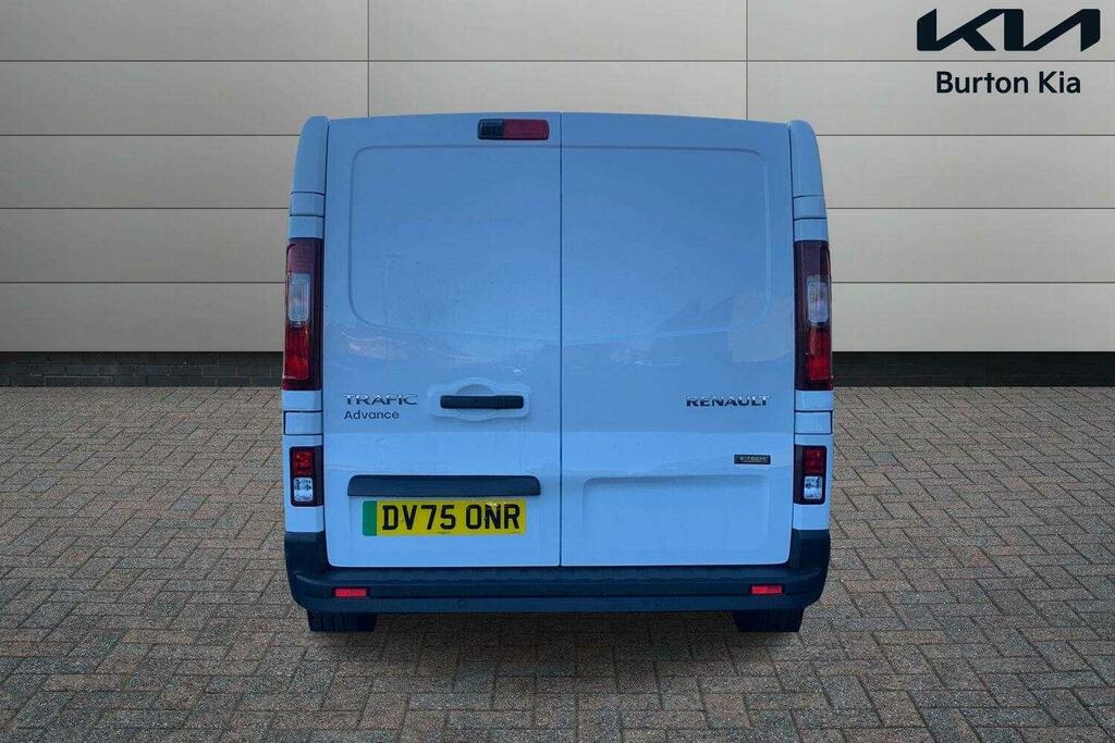 Renault Trafic Sl30 52Kwh Advance Panel Van L1 White #4