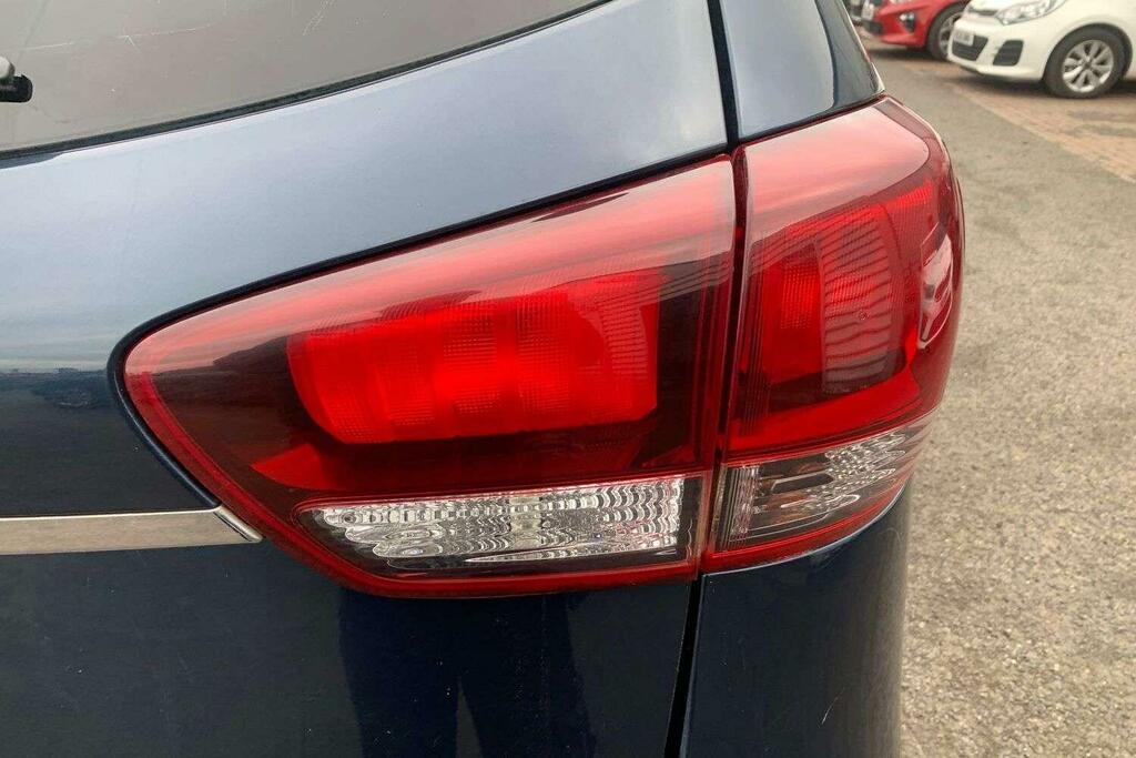 Kia Carens 1.6 Gdi Isg 2 White #27