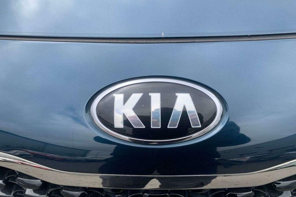 Kia Carens 1.6 Gdi Isg 2 White #25