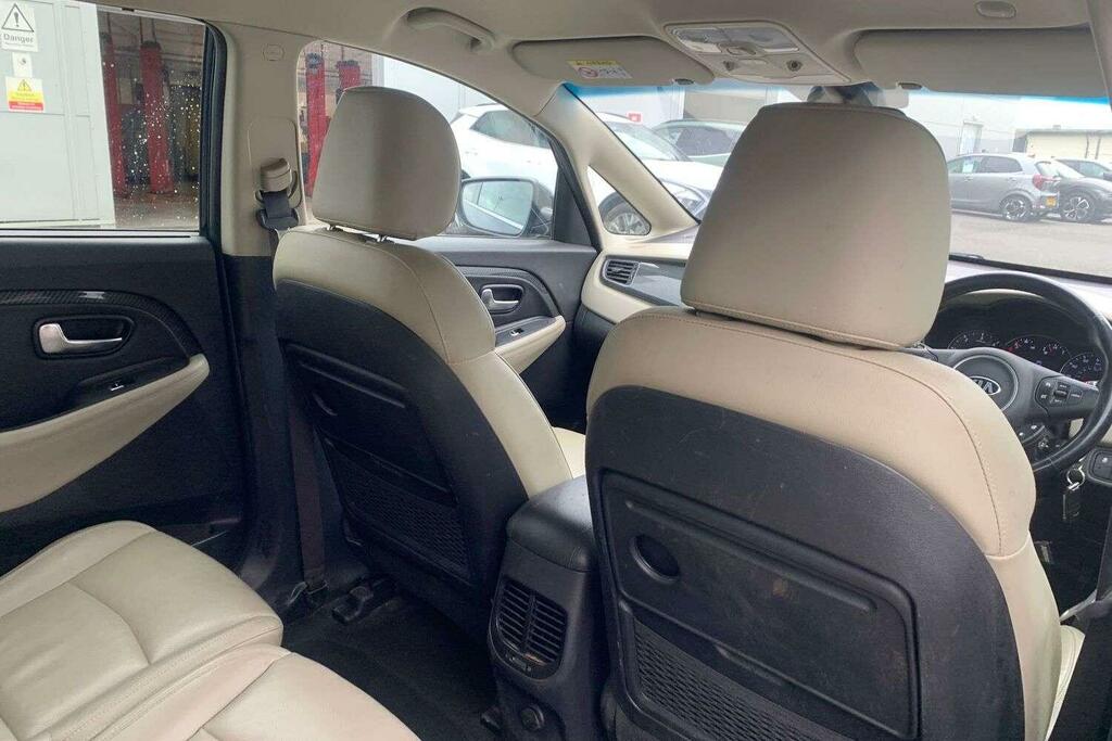 Kia Carens 1.6 Gdi Isg 2 White #24