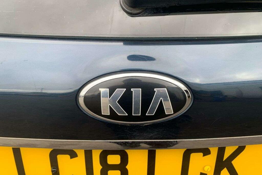 Kia Carens 1.6 Gdi Isg 2 White #35