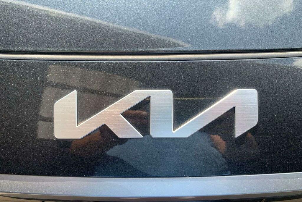 Kia e-Niro 64.8Kwh 3 Suv 201 Bhp Red #25