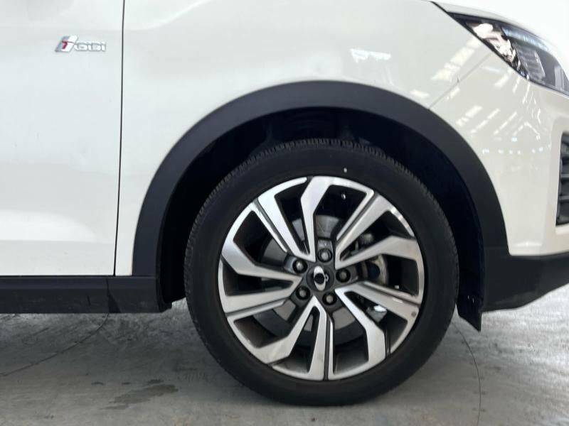 SsangYong Tivoli 1.5P Ultimate White #4