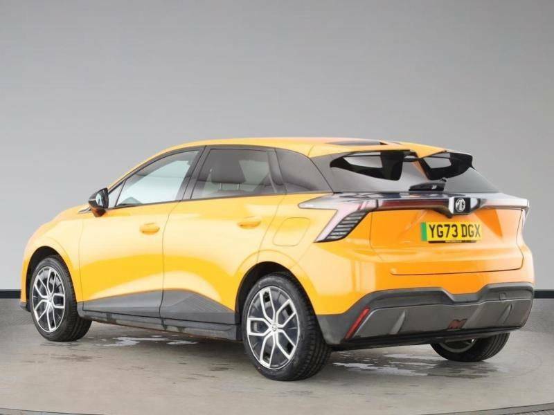 MG MG4 150Kw Trophy Ev Long Range 64Kwh - 2023 YG73DGX Orange #2