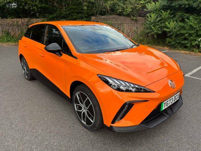 MG MG4 150Kw Trophy Ev Long Range 64Kwh - 2023 Orange