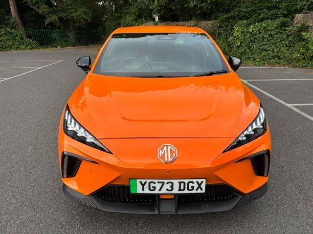 MG MG4 150Kw Trophy Ev Long Range 64Kwh - 2023 YG73DGX Orange #2