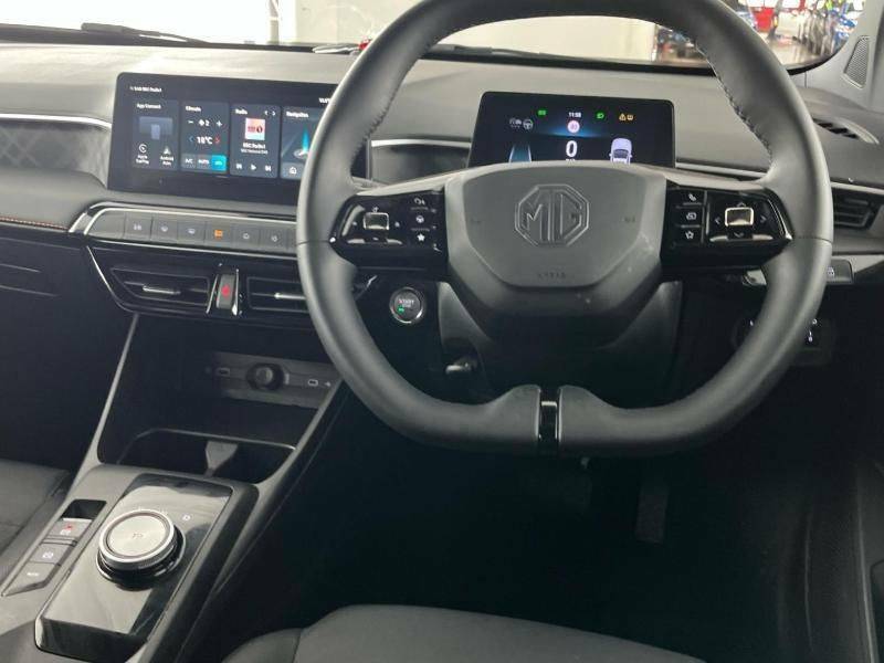MG MG3 1.5 Hybrid Trophy LY25HVM White #4