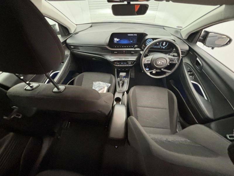 Hyundai Bayon 1.0 Tgdi 48V Mhev Premium Dct Grey #4