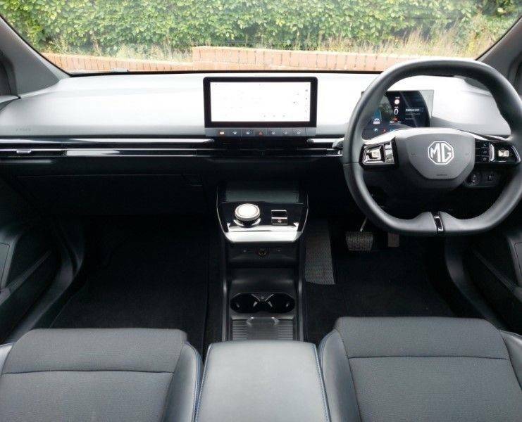 MG MG4 150Kw Trophy Ev Long Range 64Kwh White #3