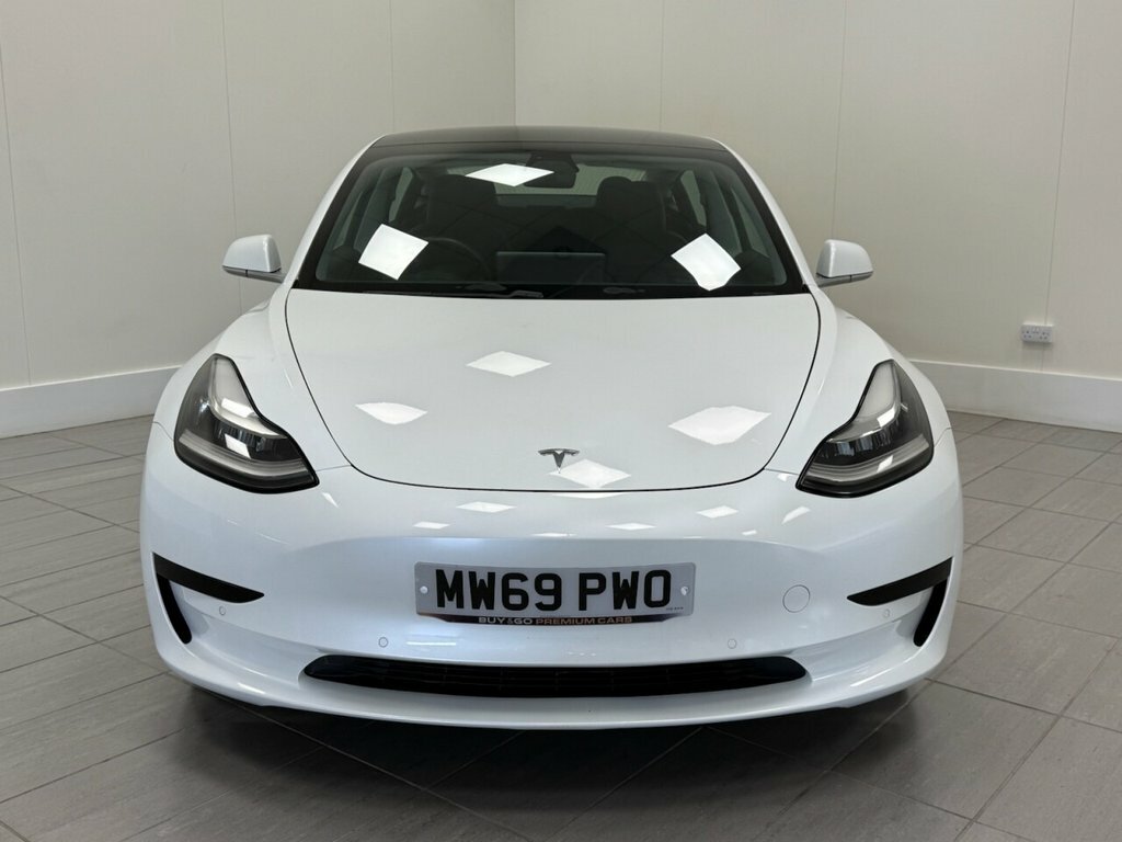 Tesla Model 3 Saloon White #5