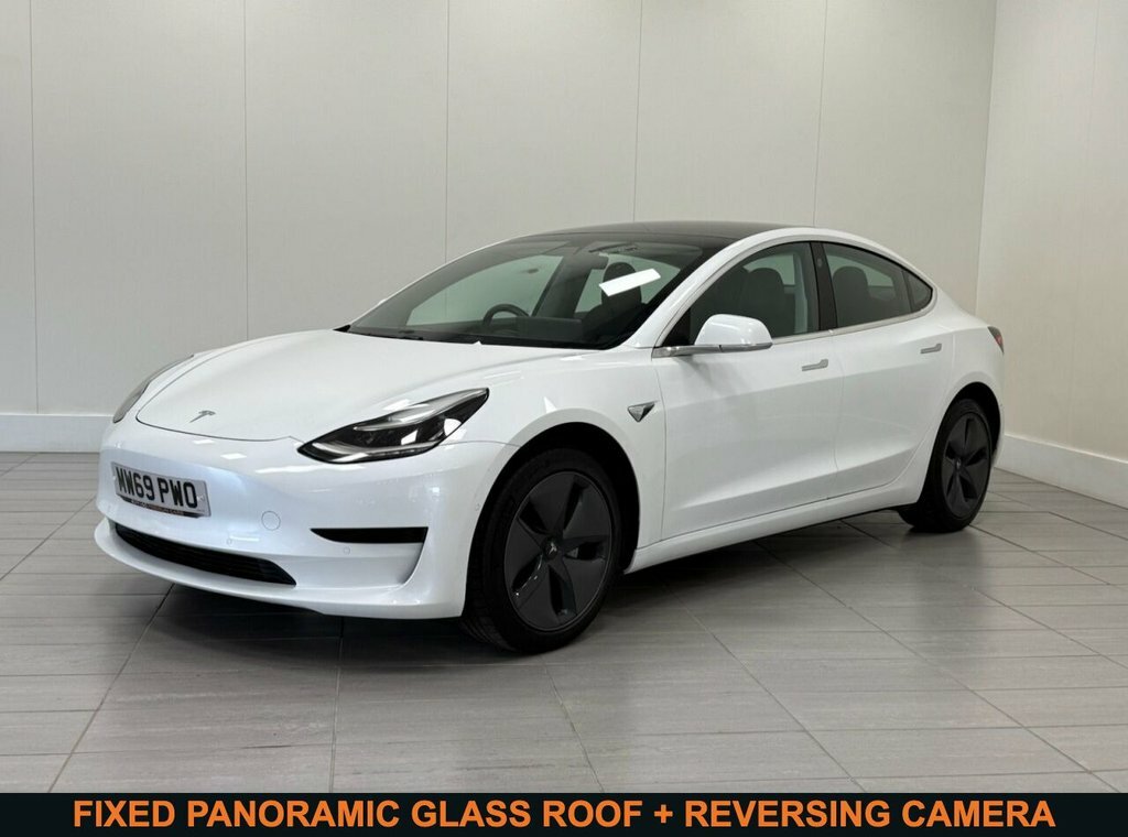 Tesla Model 3 Saloon White