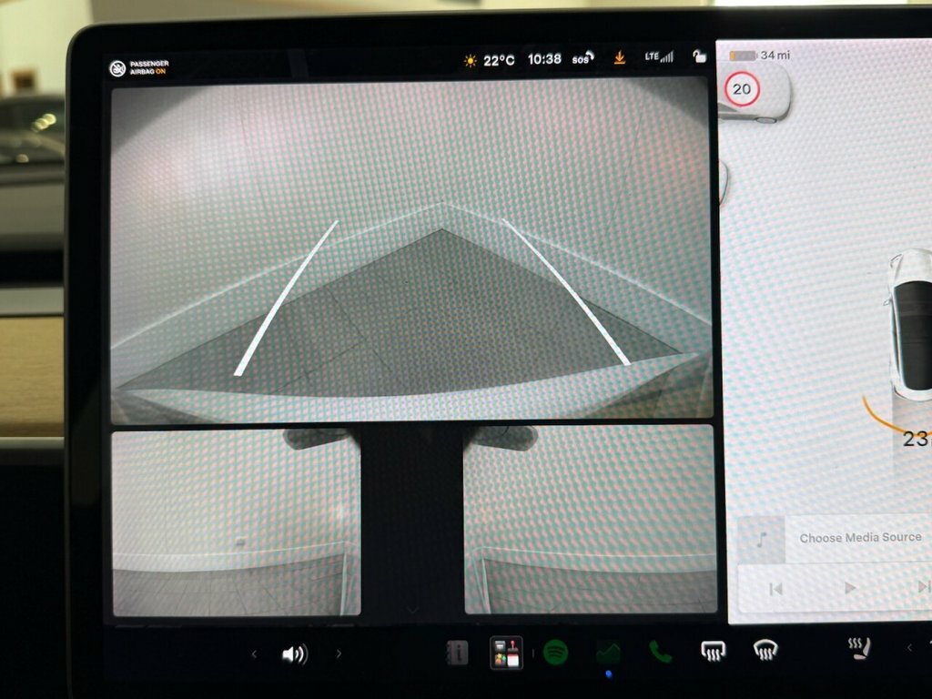 Tesla Model 3 Saloon White #2