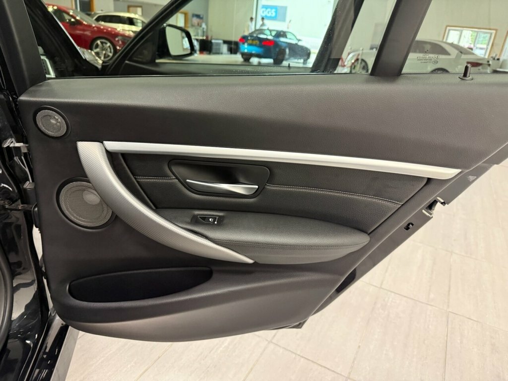 BMW 3 Series 320D M Sport Black #21