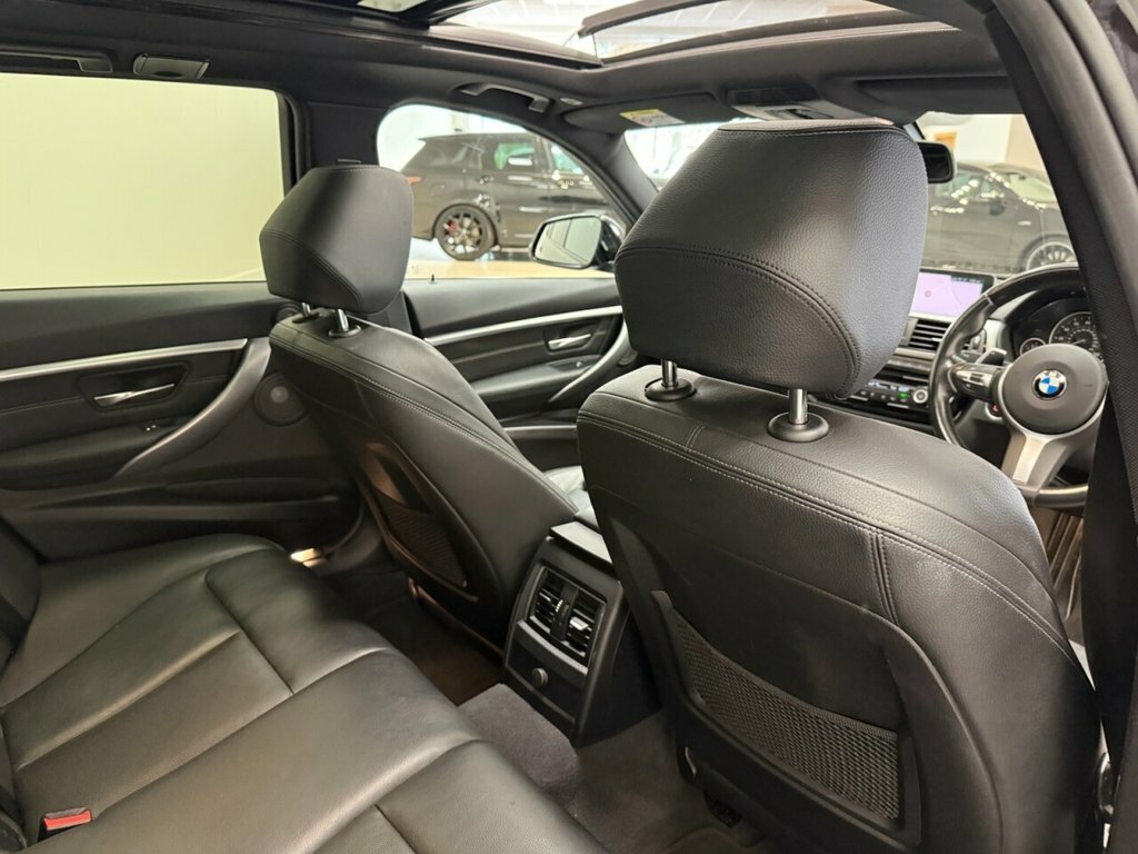 BMW 3 Series 320D M Sport Black #19