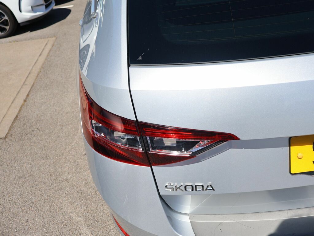 Skoda Superb 2019 2.0 Tdi Se L Executive Estate Dsg Silver #6