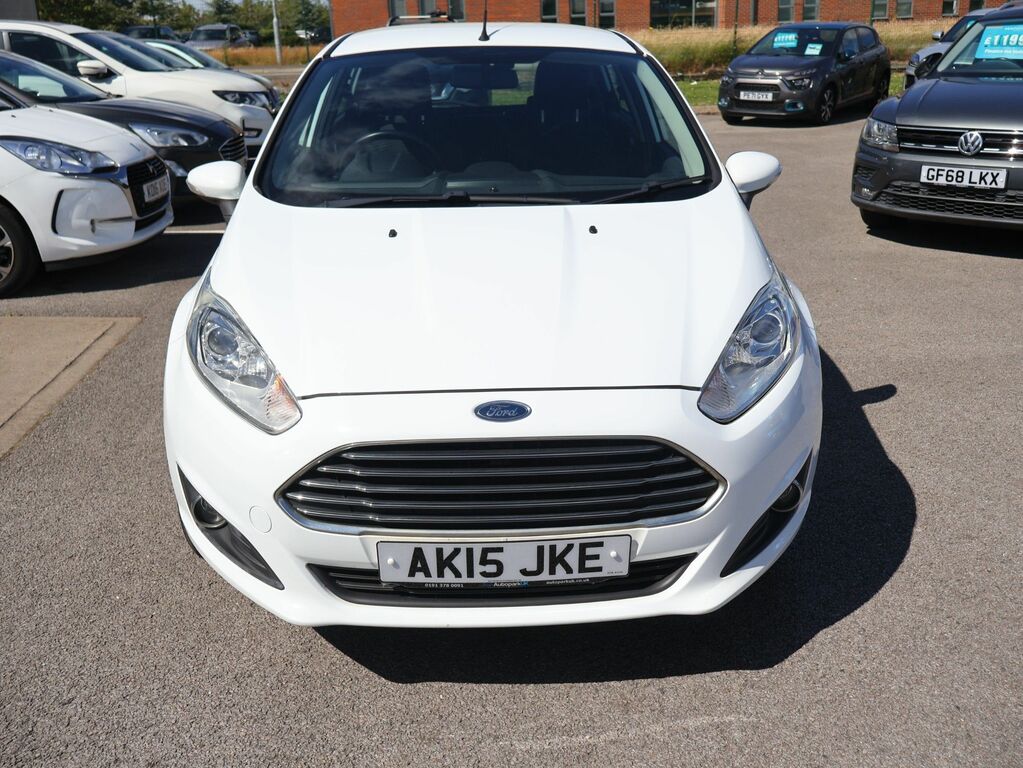 Ford Fiesta 2015 1.25 Zetec Hatchback Euro 6 White #5